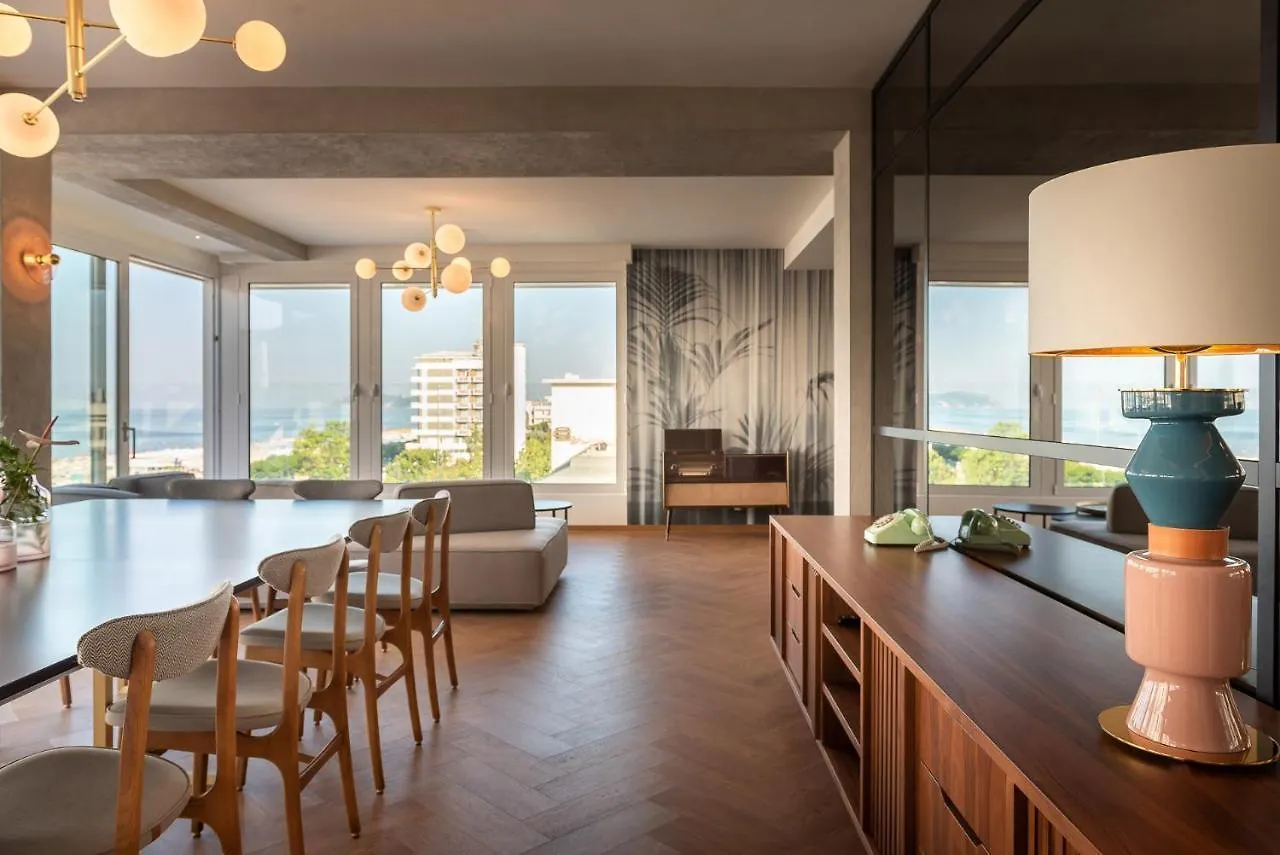 Hotel The Box Riccione - Adults Only 4*,