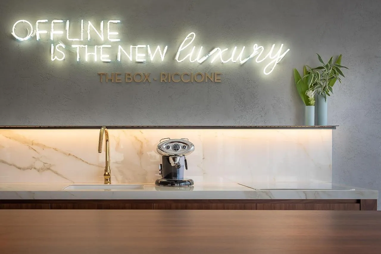 The Box Riccione - Adults Only Otel