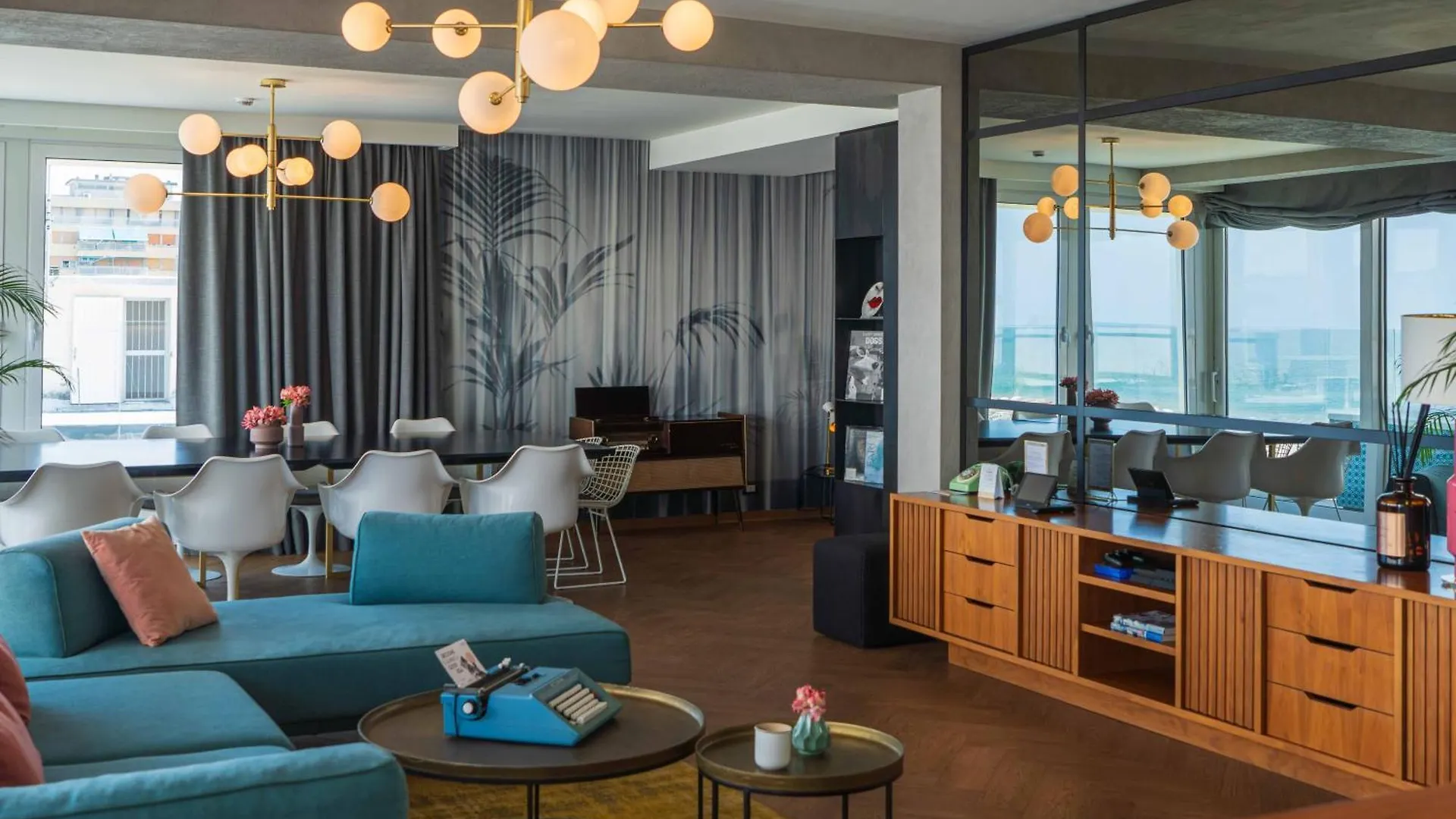 The Box Riccione - Adults Only Otel 4*,  İtalya