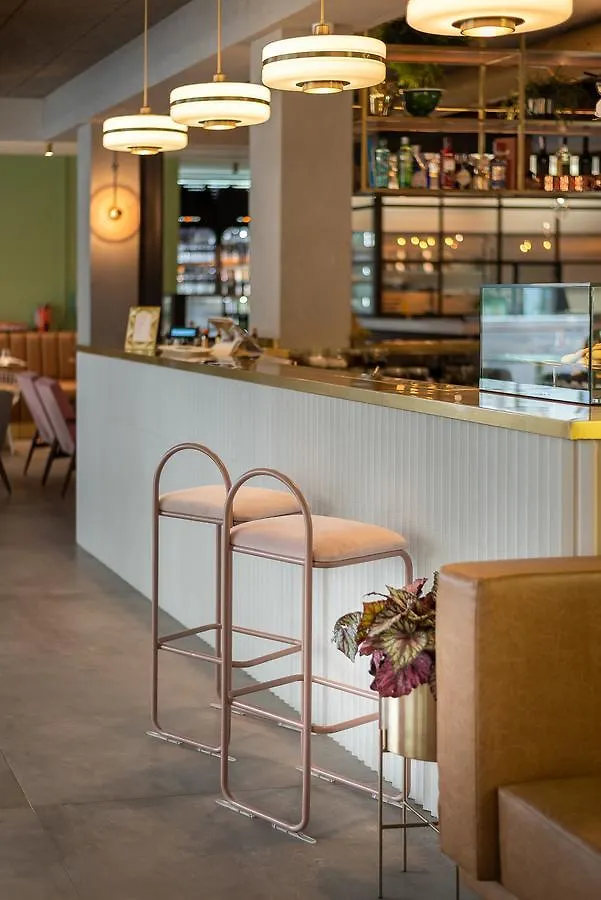 The Box Riccione - Adults Only Otel 4*,  İtalya