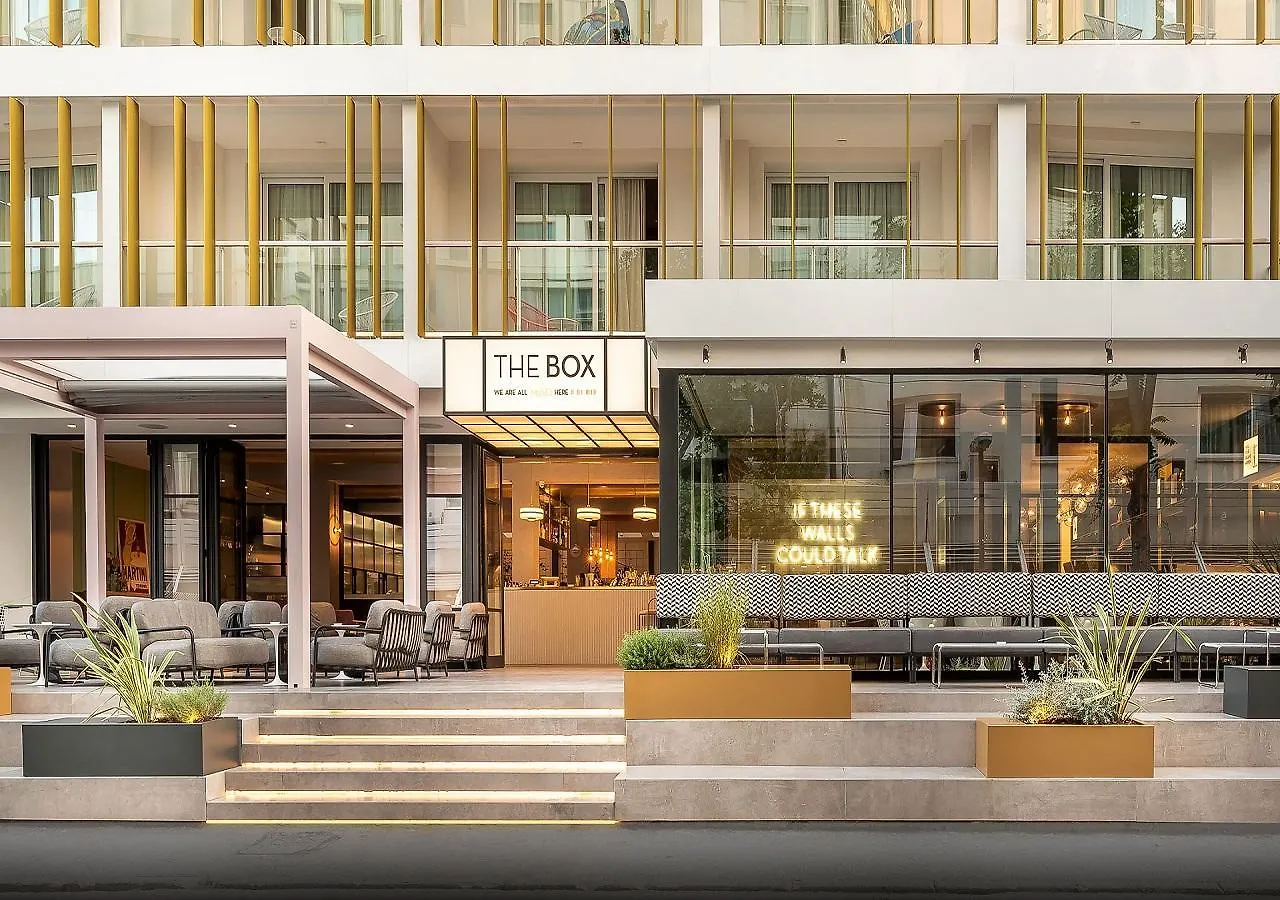 The Box Riccione - Adults Only ile iletişim